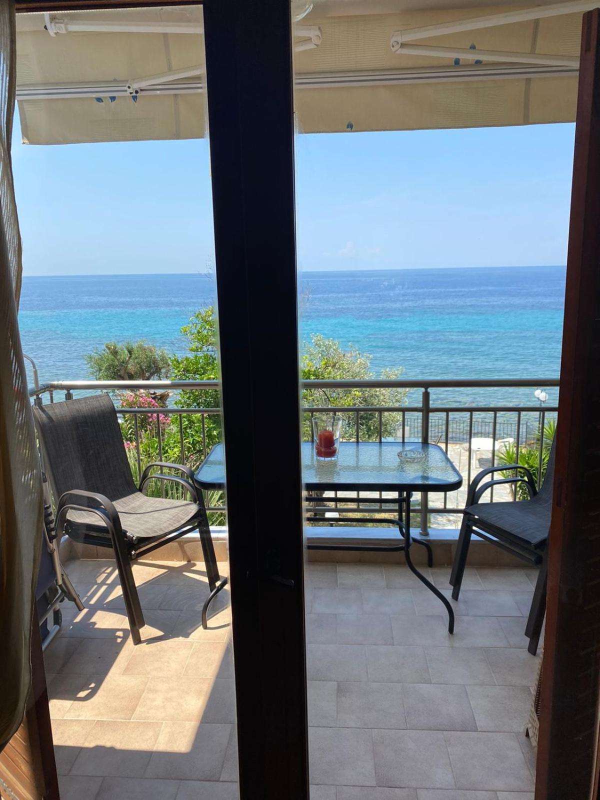Kyana Big Blue Apartments 圣帕拉斯凯维 外观 照片